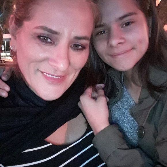 Meet your Posher, Lily - Picture 6 of 8